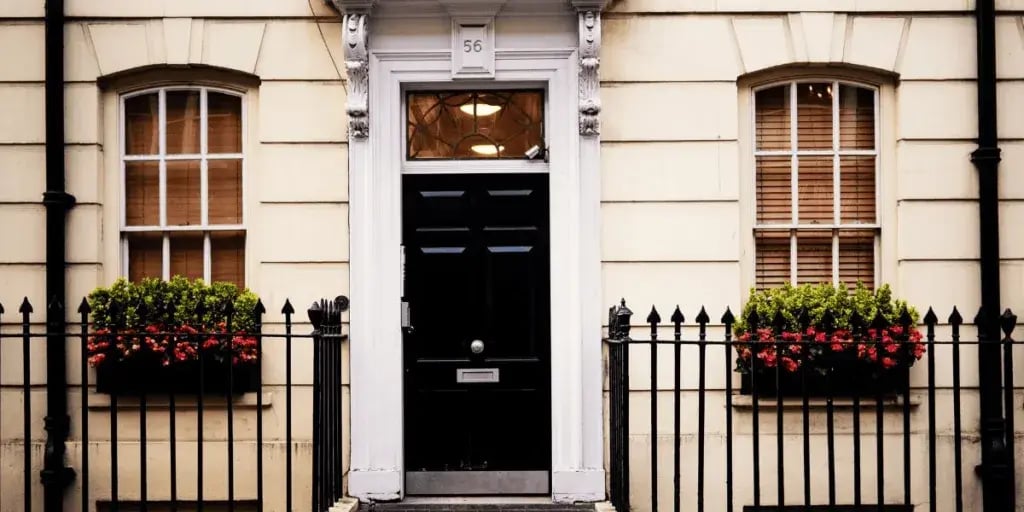 Front-Door-Replacement-Cost-in-Ontario-1024x512